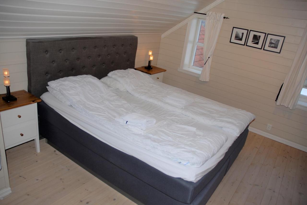 Comfortable House In Quiet Area Luster Bagian luar foto